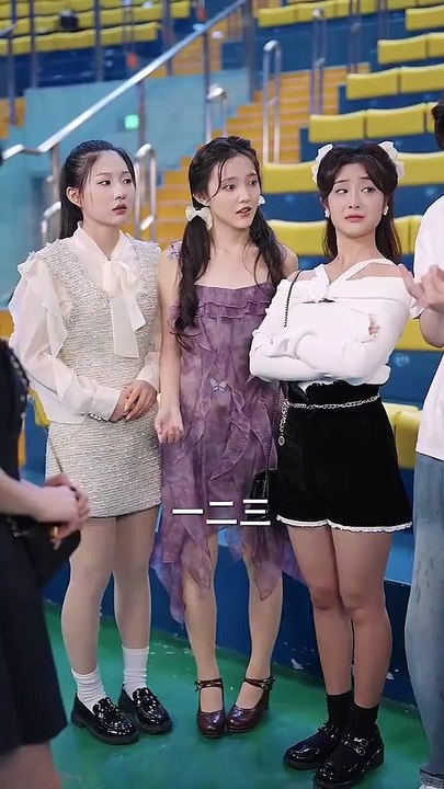 最新熱門爽劇【團寵千金颯爆校園（全集）賈翼瑄】