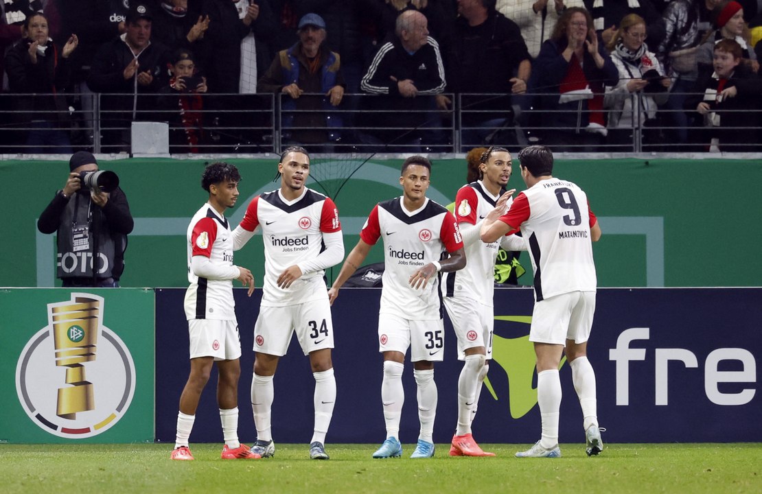 Bundesliga : Ekitike et Francfort atomisent Bochum !