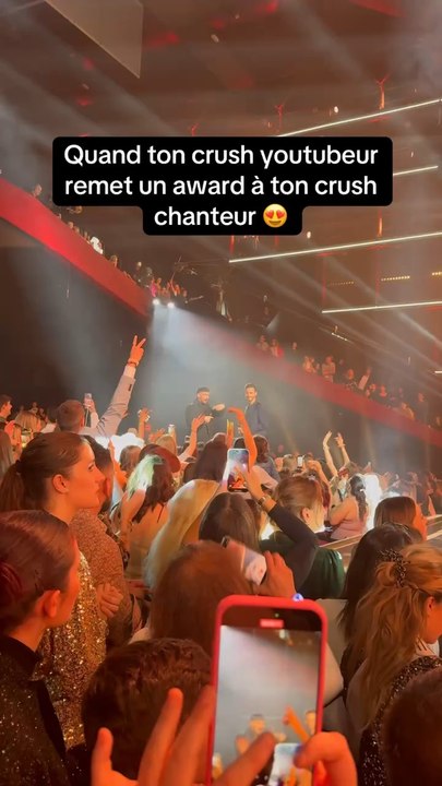 NMA : Quand Joyca remet un award à Pierre Garnier !