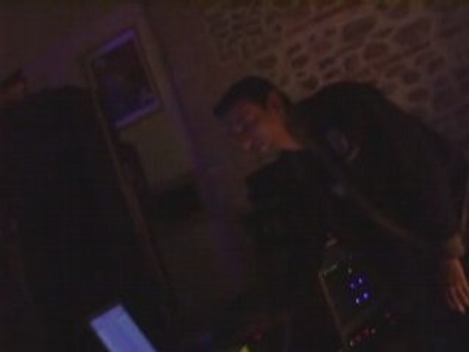 DJ Chill - Mars Attack 01/03/2008 - liveset (warm up)
