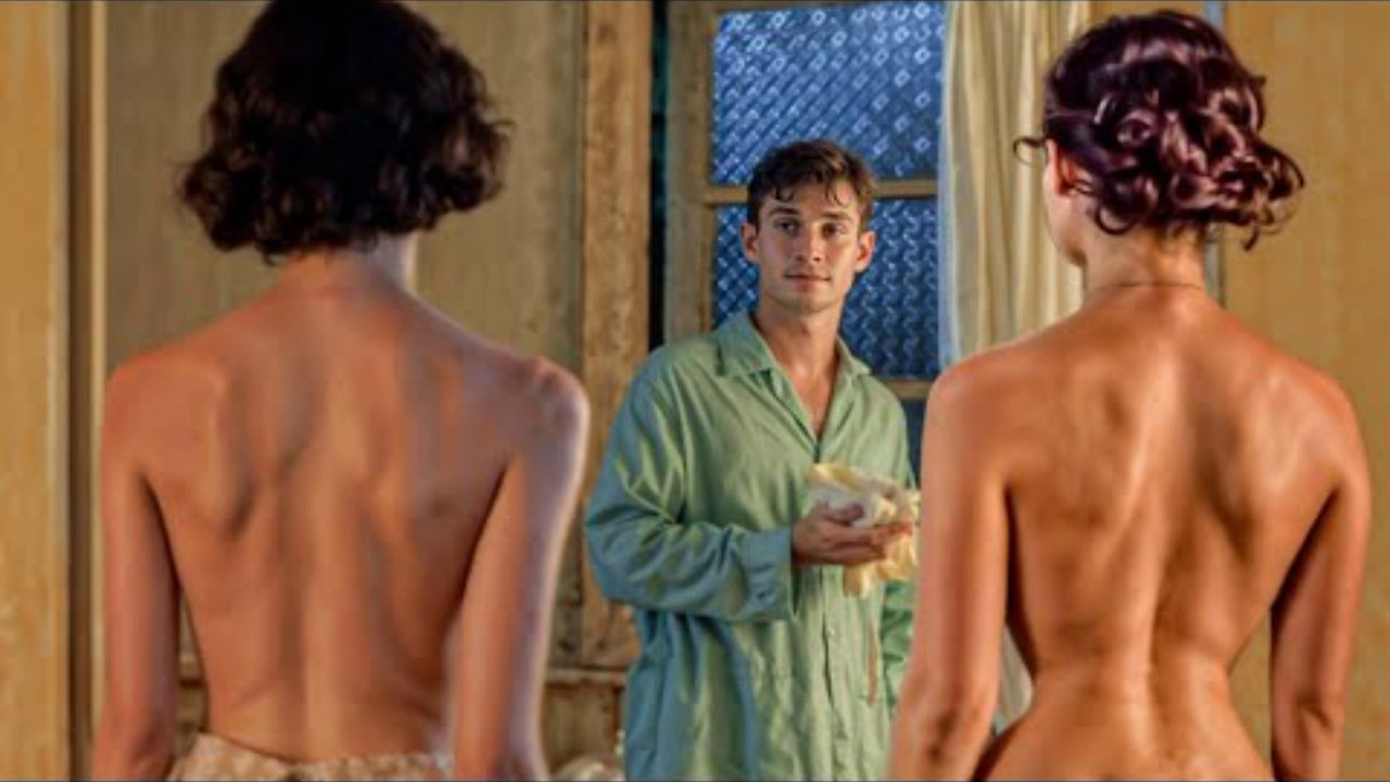 Dogtooth Movie Explained In Hindi || Film Explained in Hindi/Urdu Summarized हिन्दी