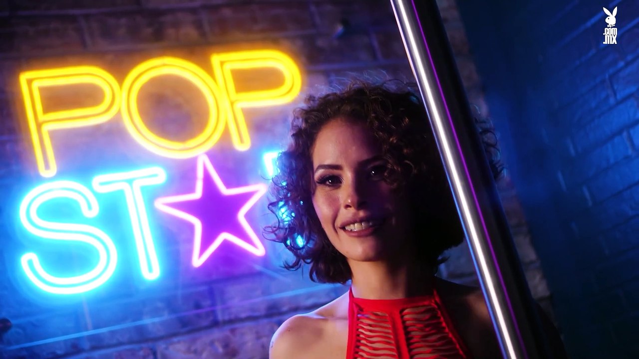 Karol Jaramillo: La Diablita del Nopor en la habitación de Taylor Swift