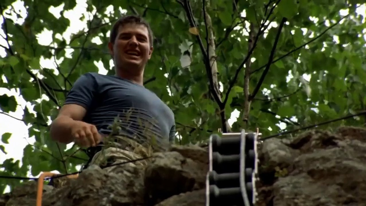 Wrong Turn (2003): A Chilling Dual Audio Adventure in Hindi and English