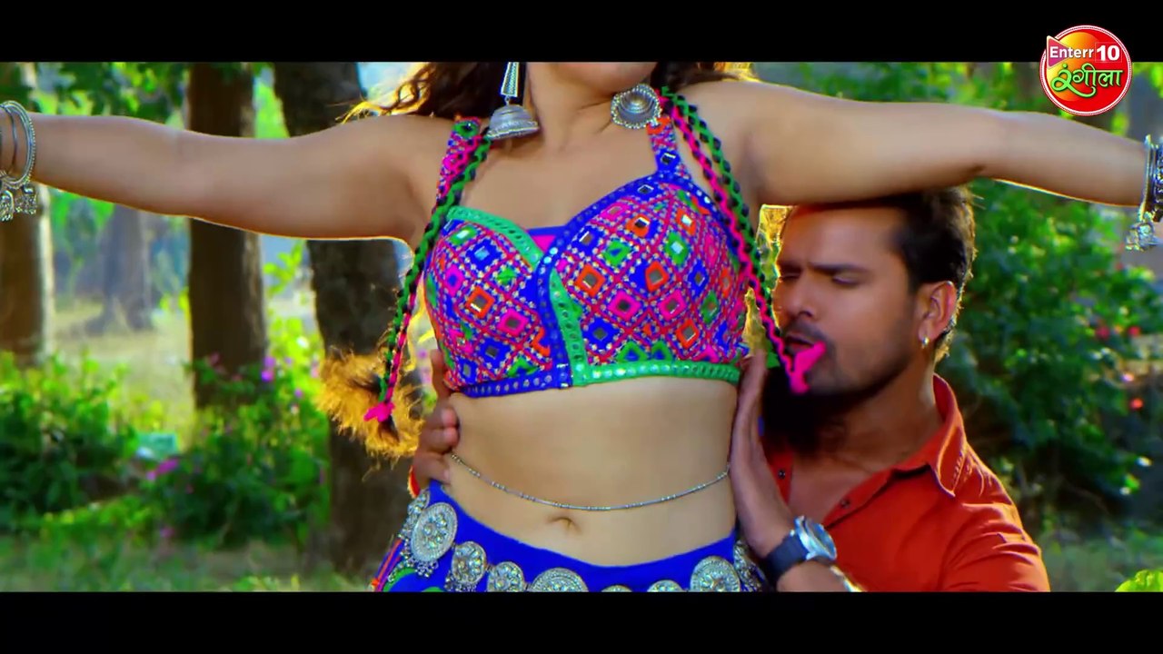 Amrapali dubey hot song with KesariLal