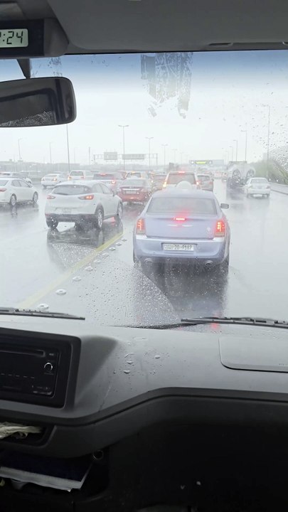 Raining 🌧 Kuwait