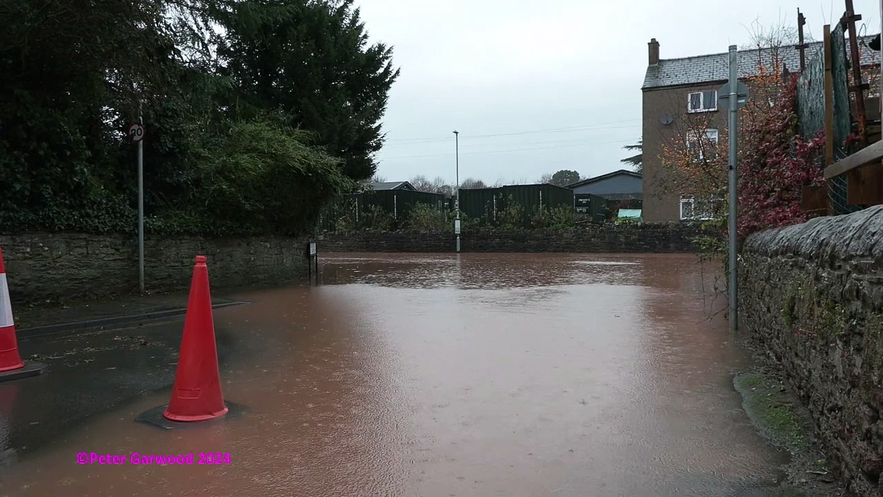 Overmonnow flooding