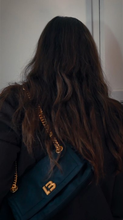 Quand elle te raconte les ragots