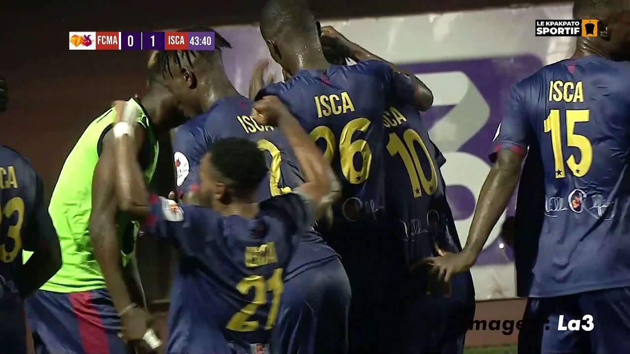 2 buts sur coup franc Mouna ISCA
