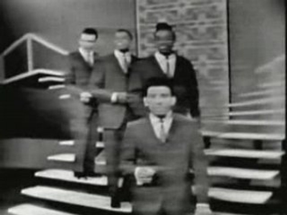 The Crests - Step-by-Step Guide to Creating Your Own Crest