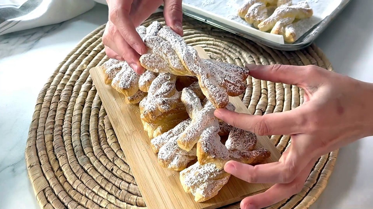 Lazos de hojaldre o socorritos