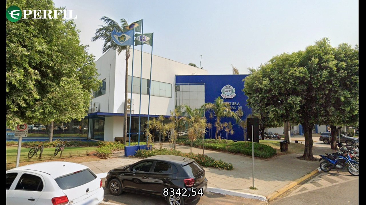 "Prefeitura em Mato Grosso abre vagas, signos revelam segredos e prefeito italiano causa polêmica"