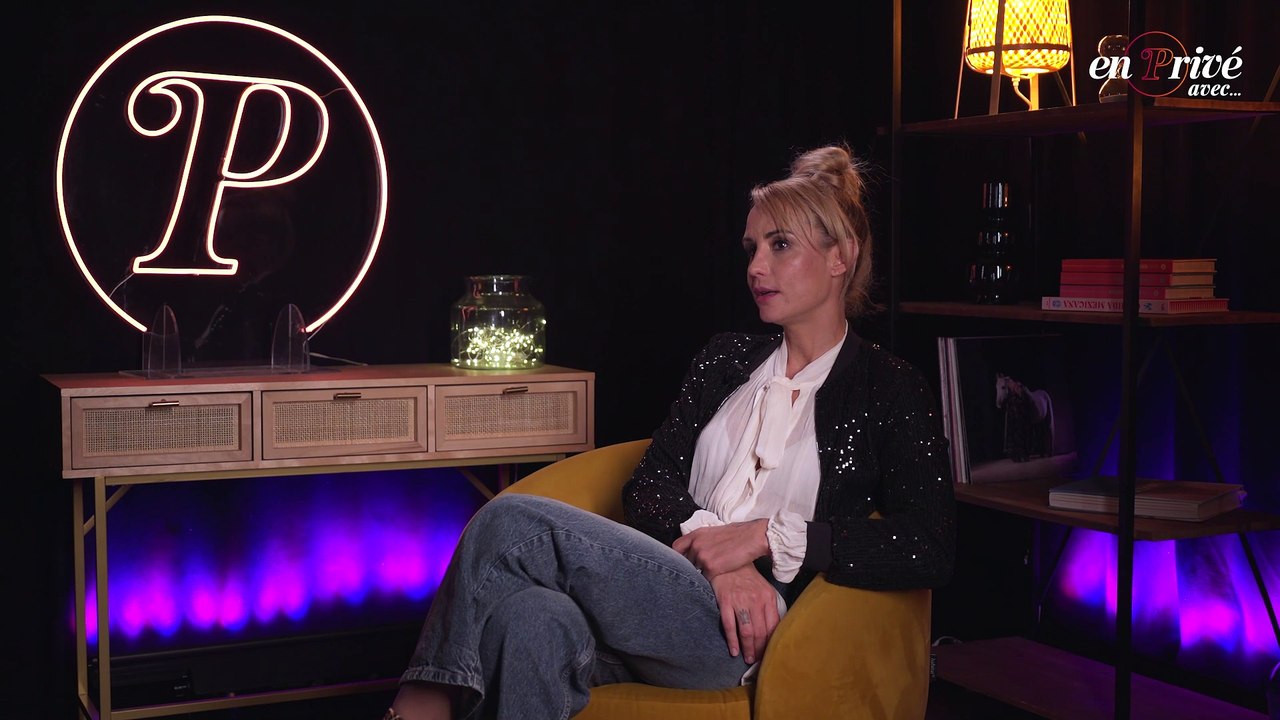 Elodie Gossuin en interview pour "En privé avec", un format original Webedia.