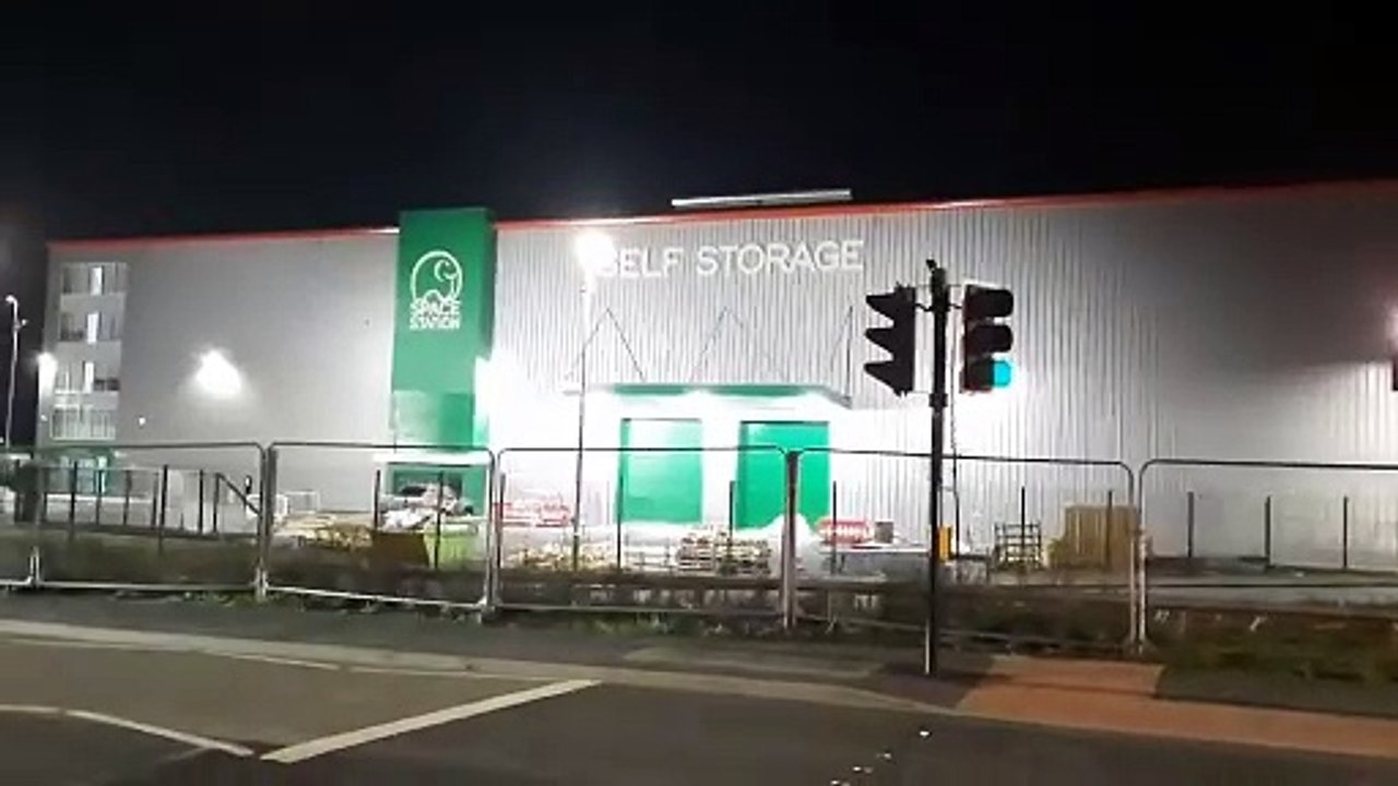 Row erupts over 9m elephant sign in Doncaster village.