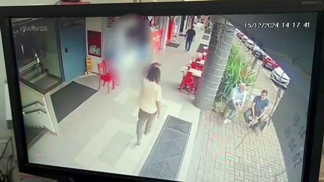 Homem é preso por importunação sexual duas vezes em dois dias