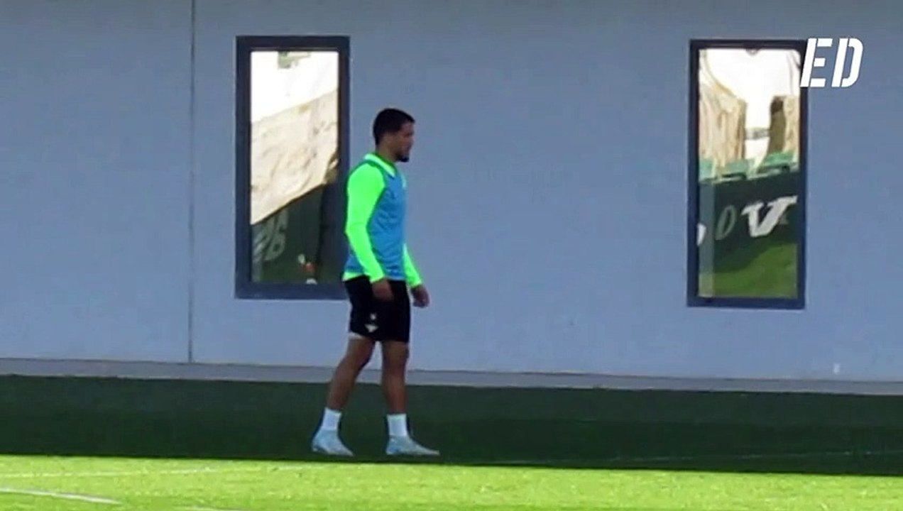 Fornals se entrena con la vista puesta en el Rayo Vallecano