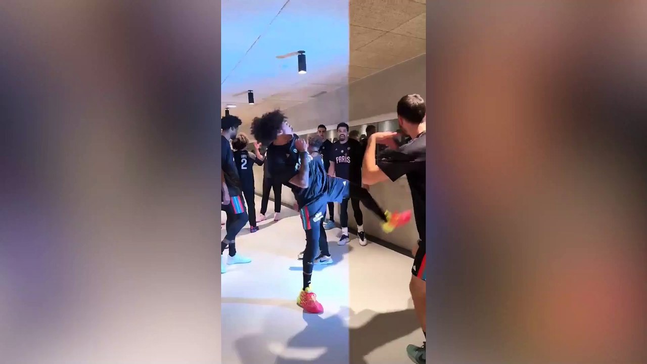 Los loquísimos rituales prepartido de los jugadores del París Basketball