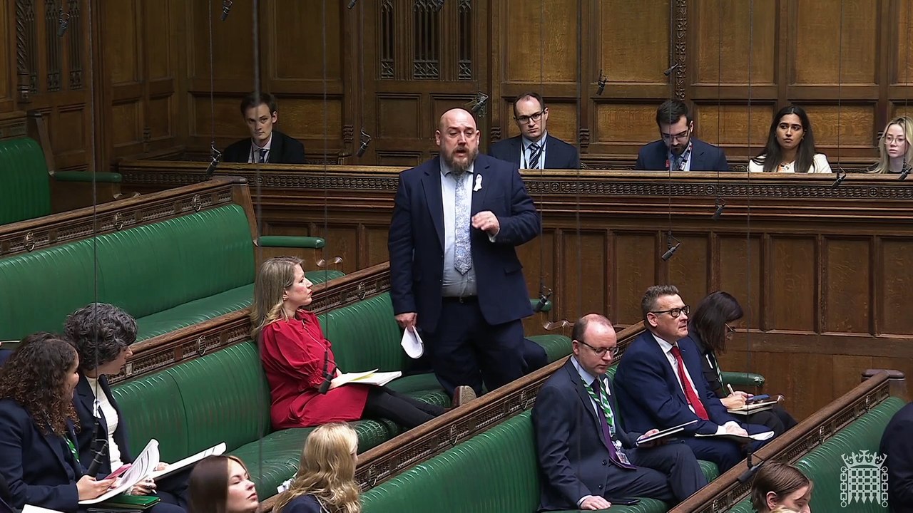 Greens leave council coalition over housing policy