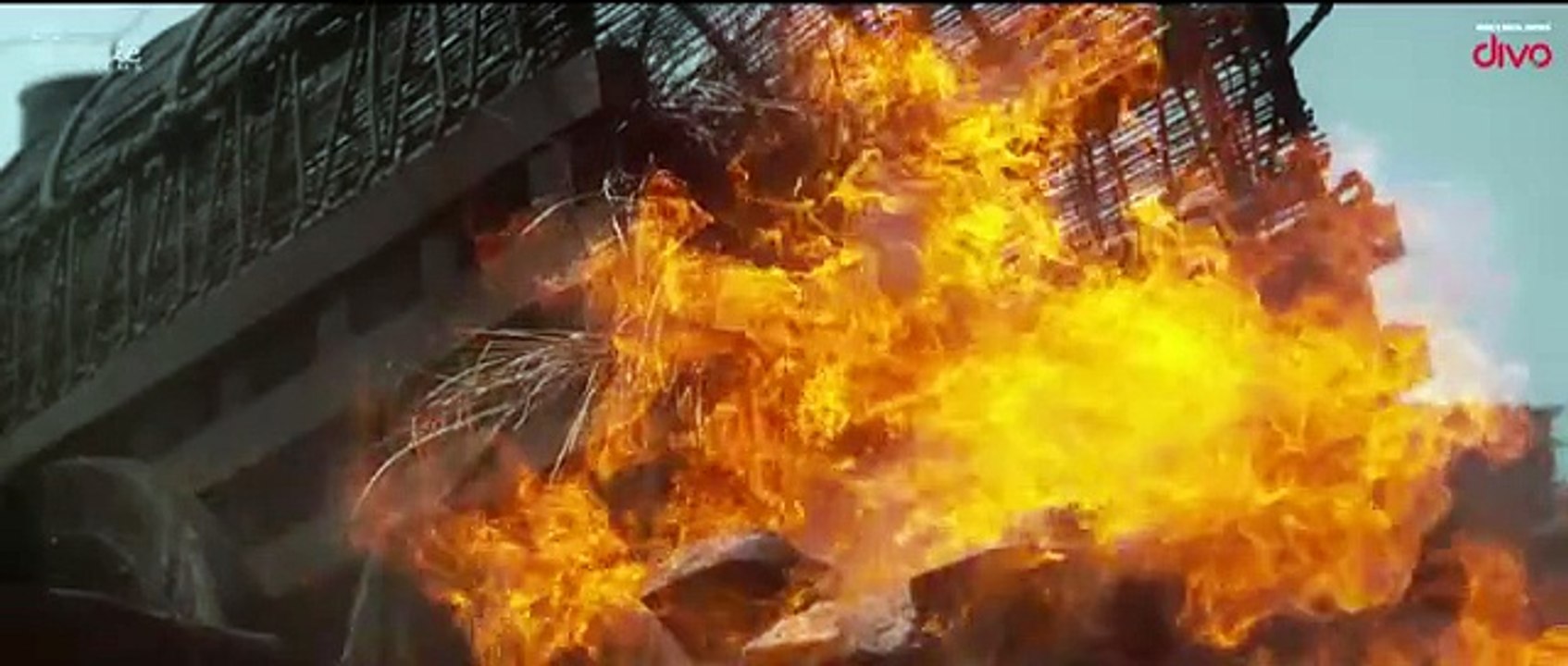 TRIBAL WOMEN'S RESCUE! Prabhas vs. Vishnu | Salaar Movie Scene | Hombale Films