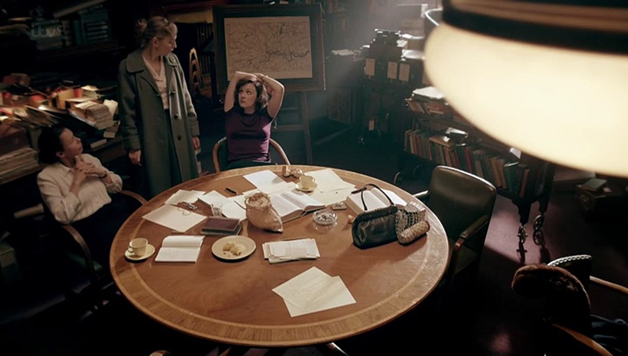 The Bletchley Circle. S02 E04. Uncustomed Goods - 2.