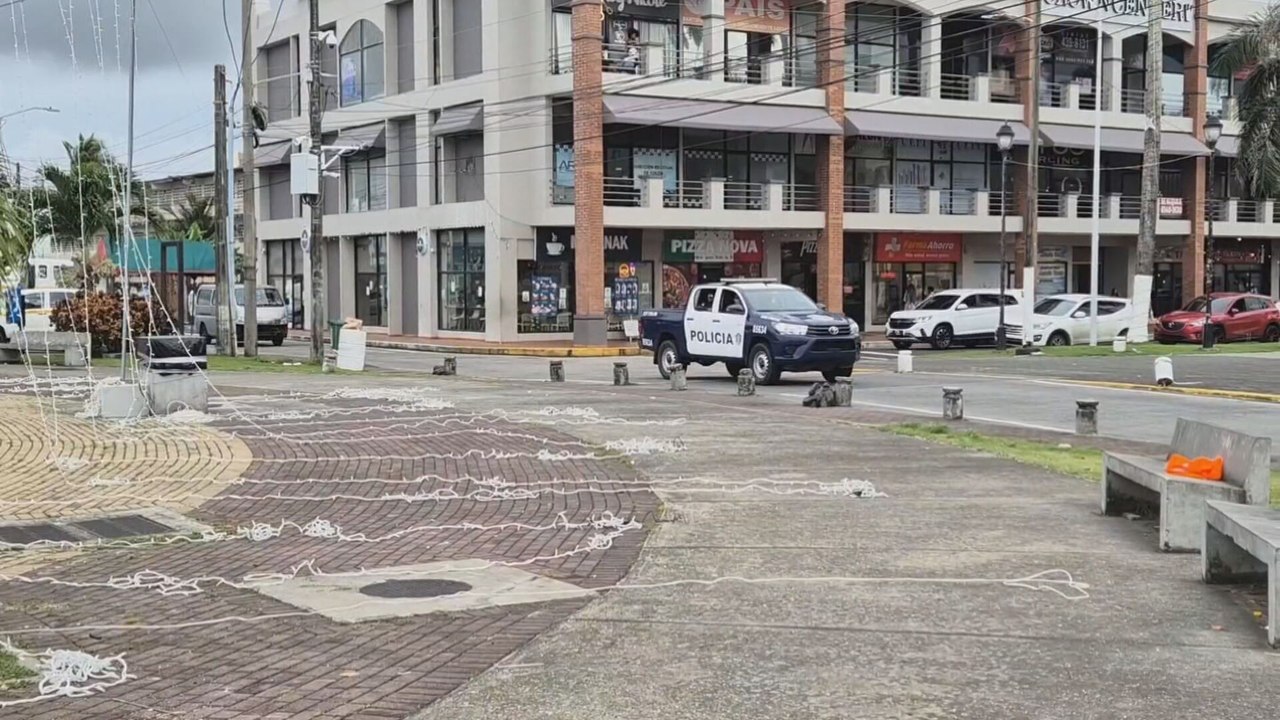 Colón: encendido de luces navideñas