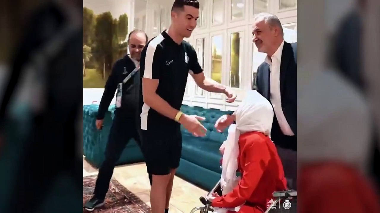 The image why Cristiano Ronaldo is not traveling to Iran with his team
