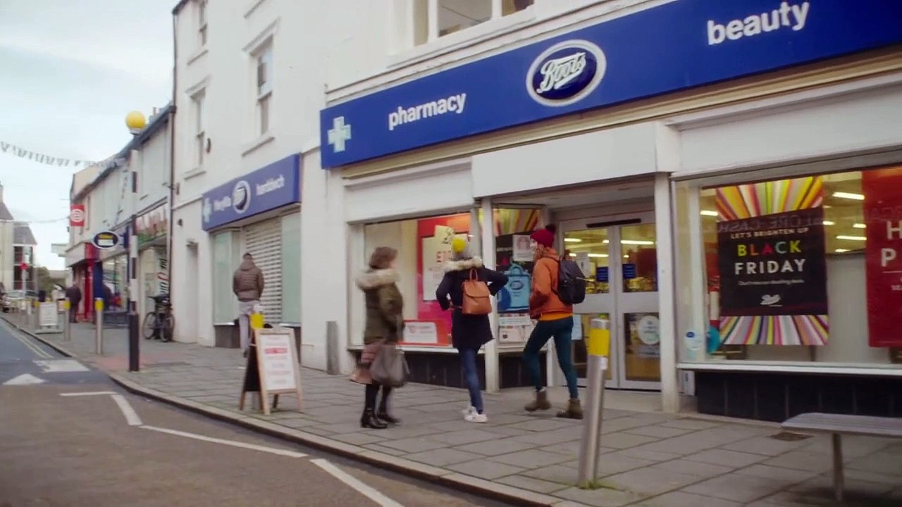 Finding Joy S02E05 Surprise! 720p Hallmark Christmas Series