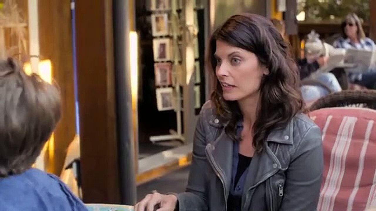 .Female Friendship .Soon evolves into a .Complicated Romance_wlw