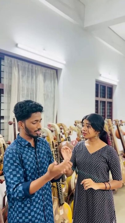 Beautiful Malayalam Cover of 'Endharoma Mahanu Bhavalu' 🎶