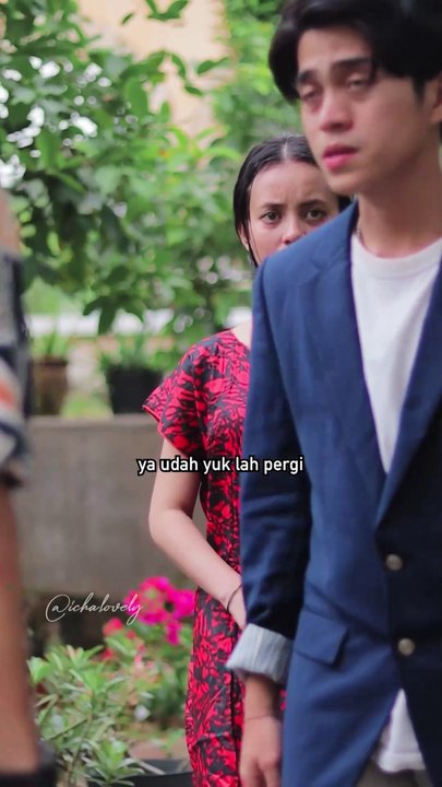 bucin dengan cowok yang salah