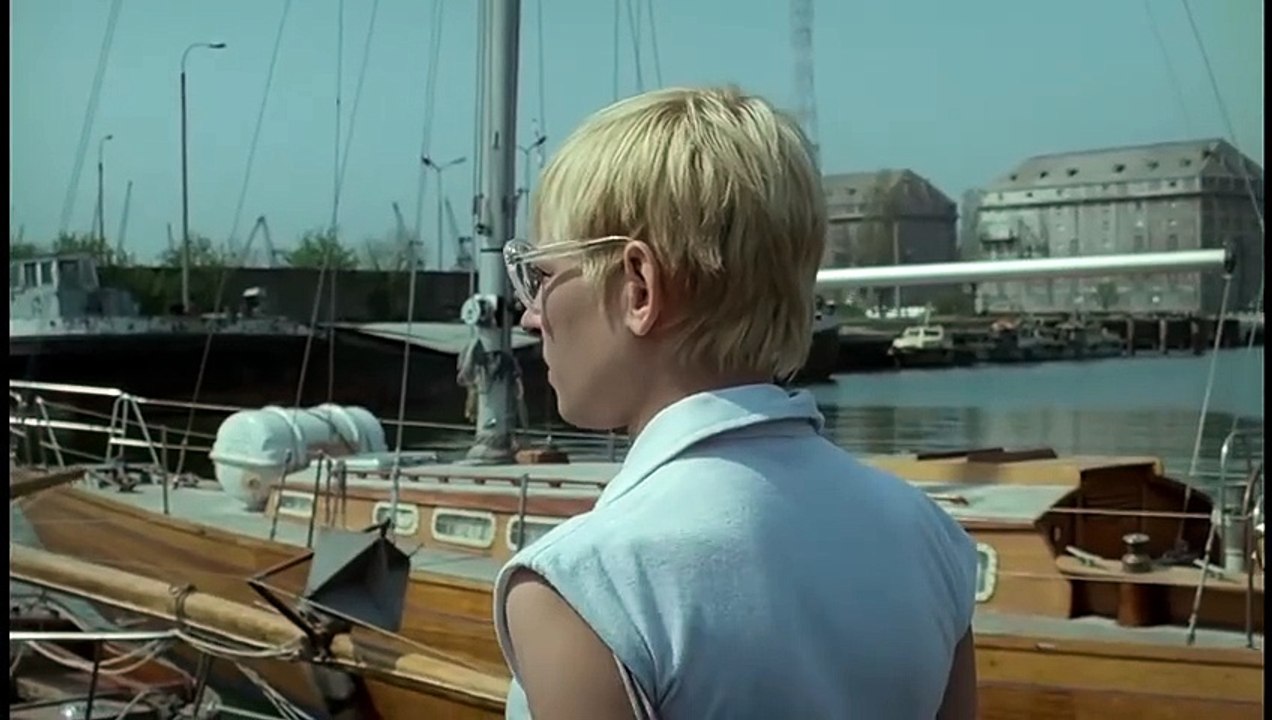 Debiutantka (1981) | A Journey of Growth and Identity