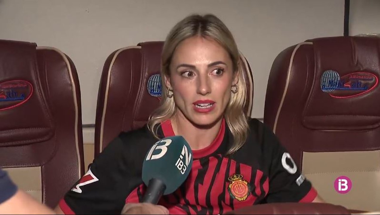 La mujer de un jugador del Mallorca denuncia el acoso de los aficionados saudíes