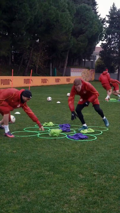 Galatasaray'da 'Tic tac toe' antrenmanı!