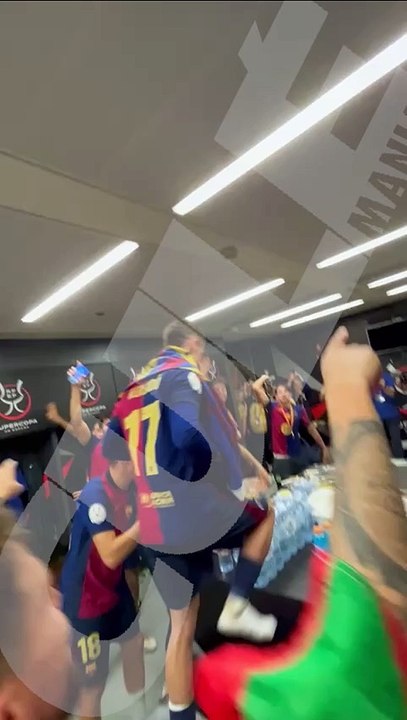 Imágenes exclusivas: la efusiva celebración, liderada por Marc Casadó, del Barça tras ganar la Supercopa
