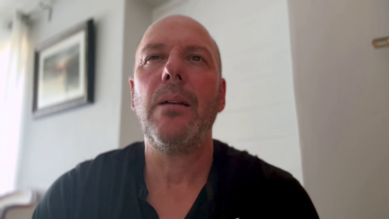 BECOMING EXTRASENSORY - Einstein, Energy and Healing yourself with the light you cannot see