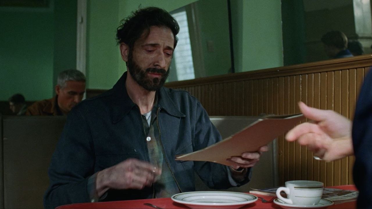 Imágenes en exclusiva de Adrien Brody en 'The Brutalist'