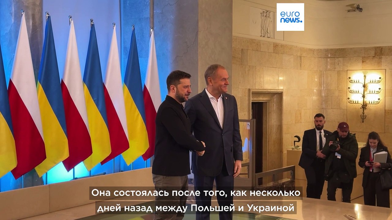 Туск: "Российские спецслужбы готовили серию терактов в самолётах по всему миру"