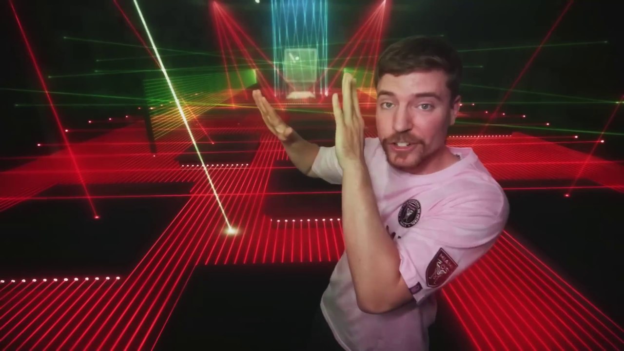 “World’s Deadliest LASER MAZE! 😱💰 $10,000 Impossible Challenge”