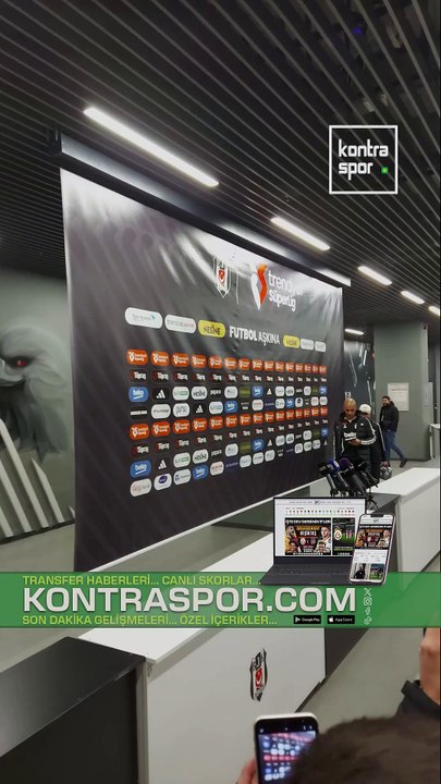 Islıklanan Joao Mario, Rafa Silva ile beraber ayrıldı