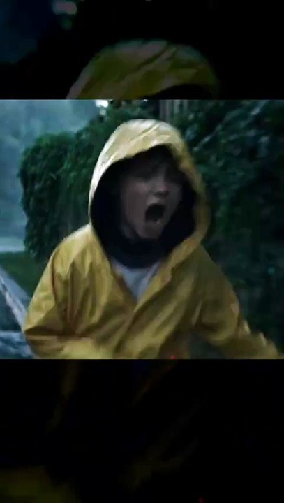 Clown in storm drain - It (2017 film) Movie Clip and Scene