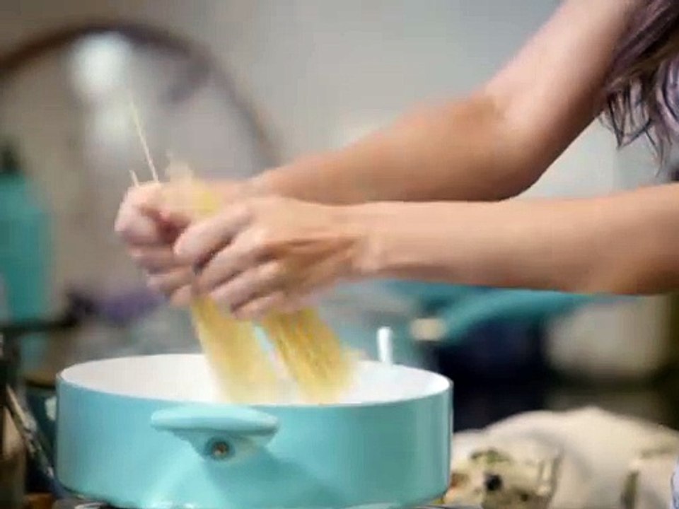 Hello Mini Season 1 Episode 8 - You Miss, I Mess, Mini