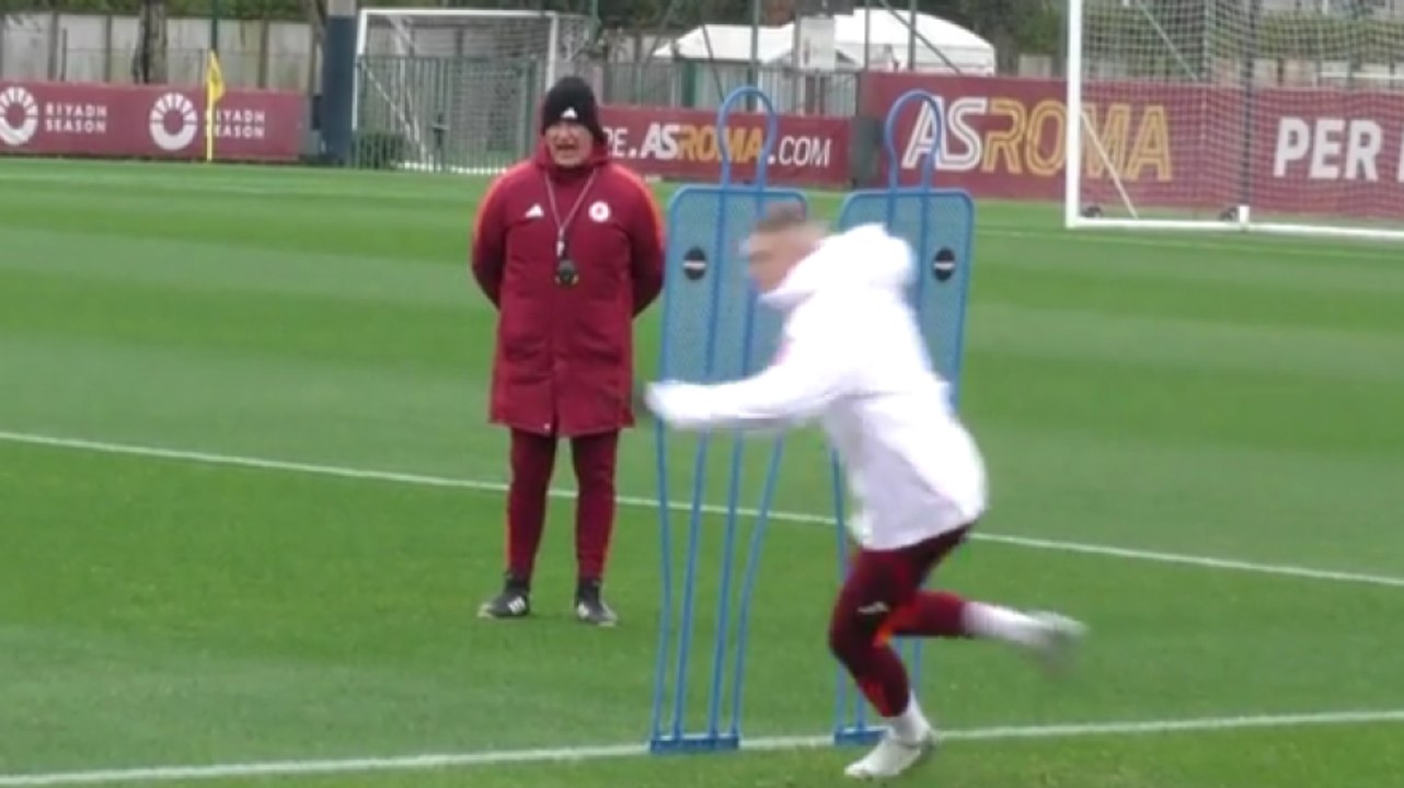 Ranieri è uno show in allenamento: striglia così Dovbyk