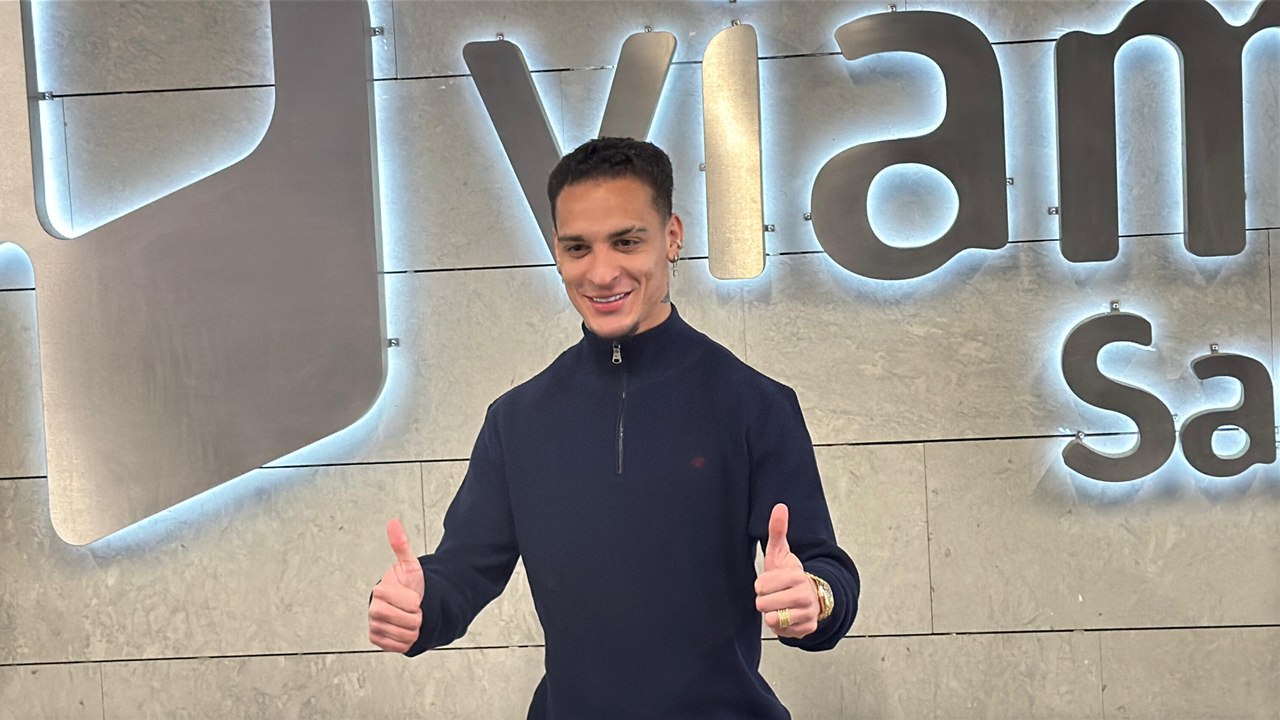 Antony ya habla como jugador del Real Betis