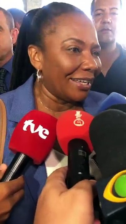Margareth revela como vai fazer para dividir funções de ministra e cantora no Carnaval