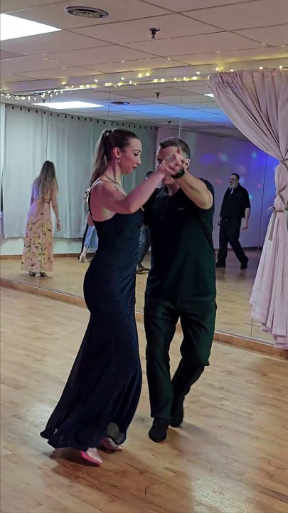 Learn the Foxtrot Basic Step – Easy Ballroom Dance Tutorial!