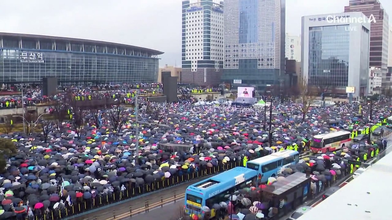전한길 영상에 “폭탄 준비” 댓글…작성자 자수
