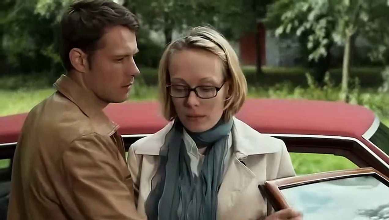 Masha! Russian Film with English Subtitles – A Heartfelt Tale of Love, Work, and Happiness 🎬