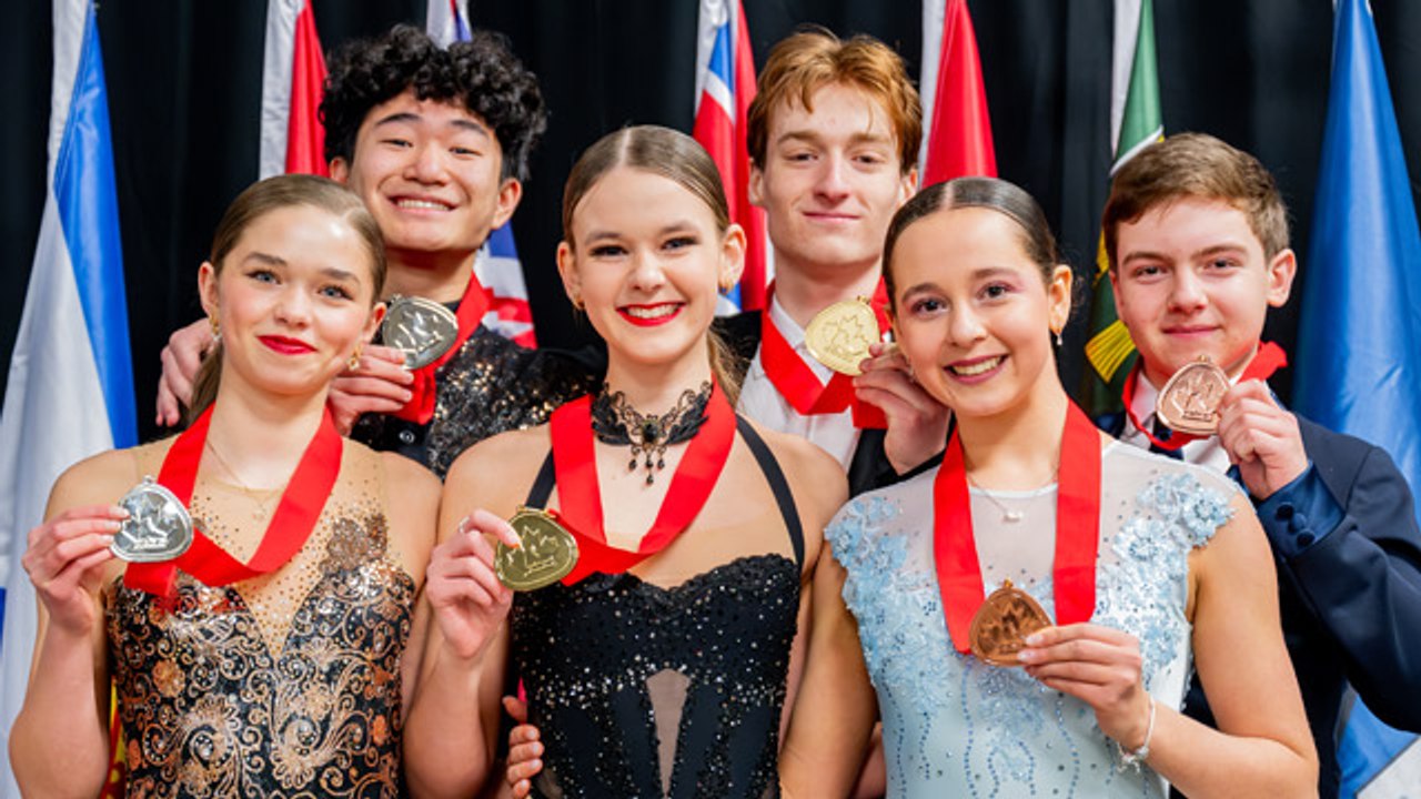 2025 Skate Canada Trophy / Trophée Patinage Canada 2025 - Special Features (5)