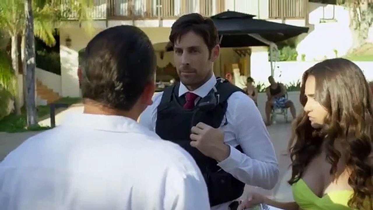 Undercover LAPD Detective joins A Gang