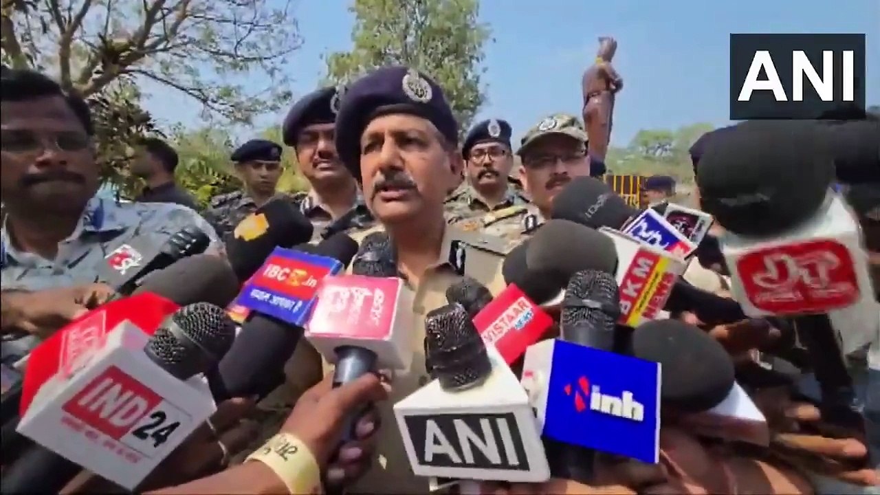 शहीद जवानों को दी गई श्रद्धांजलि