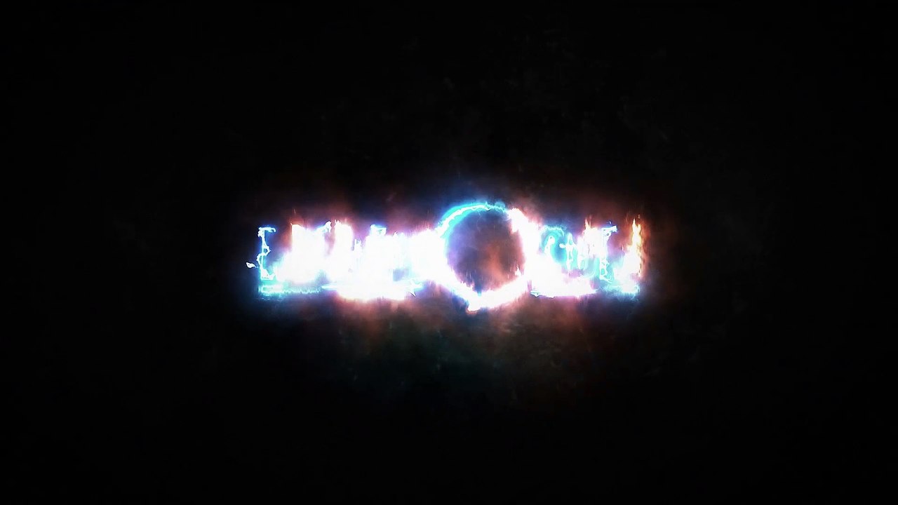 ¡Atención! Un árbol cayó en plena avenida 33 y tumbó al parecer a varios motociclistas